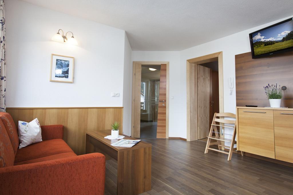Ferienhaus Luis Nauders Exteriör bild